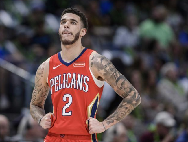 曝鹈鹕休赛期先签后换将球哥送走 操作太复杂