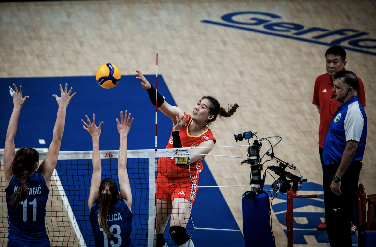 世界女排联赛里约站中国队3比1逆转塞尔维亚队