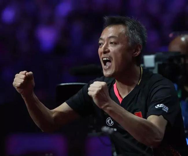 秦志戬:"精雕细琢"出马龙 满头白发没时间去染