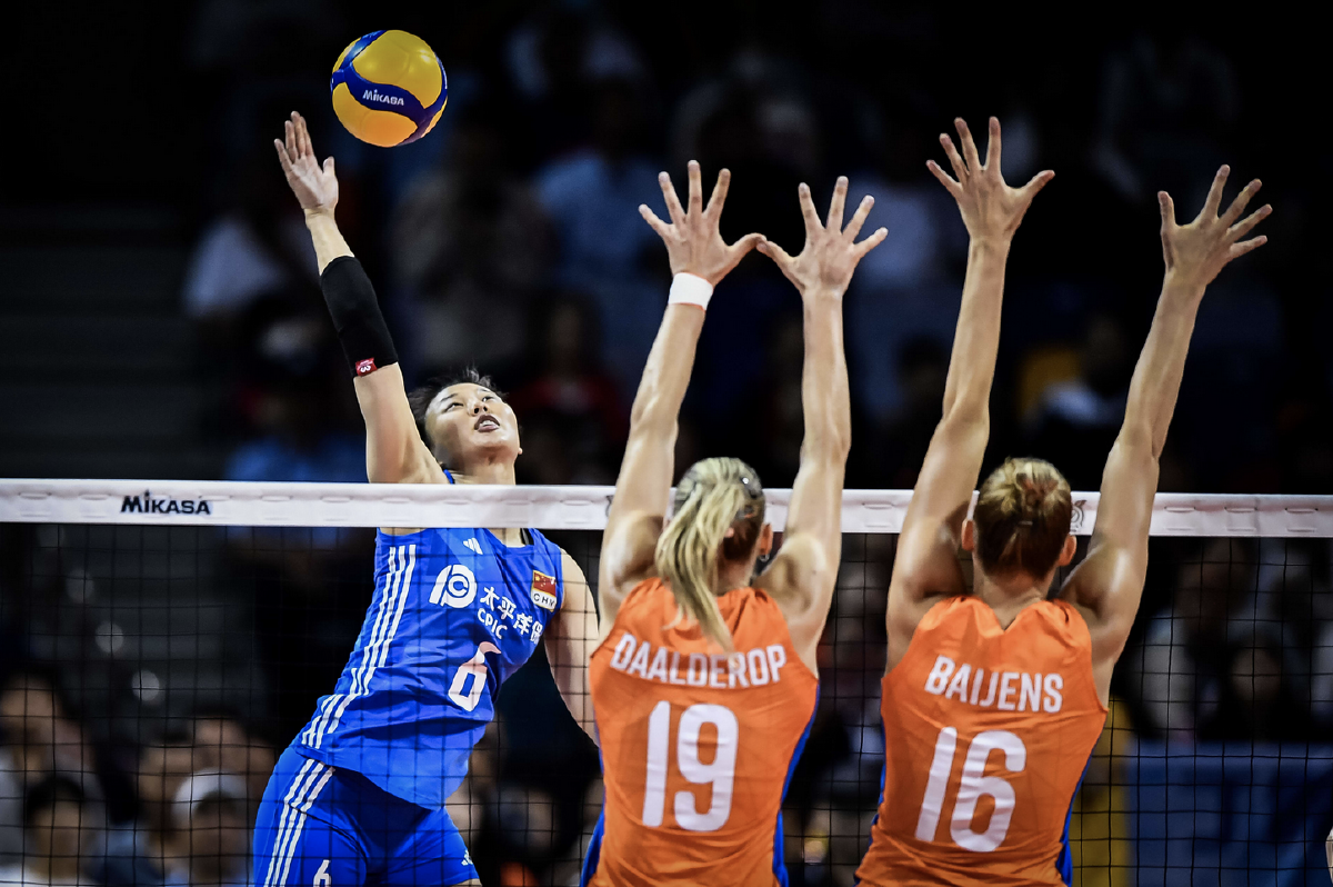 巴黎奥运会女排资格赛中国队2比3负于荷兰队