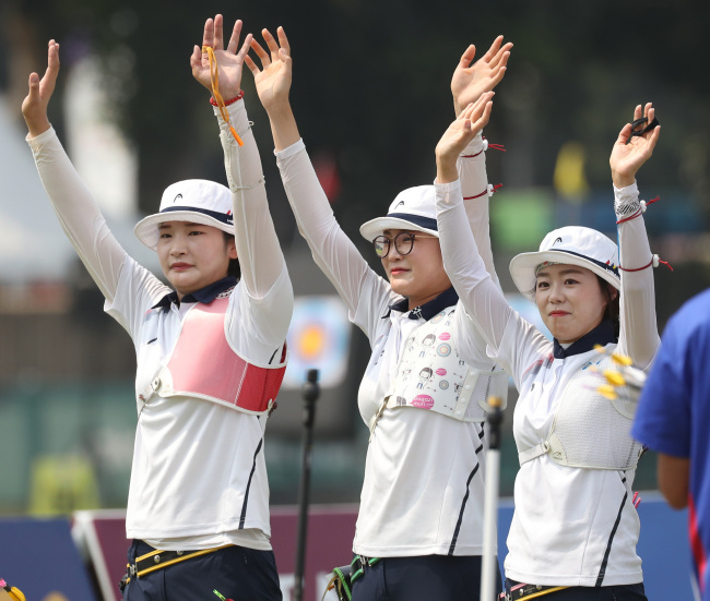 韩国女子反曲弓团体六连冠