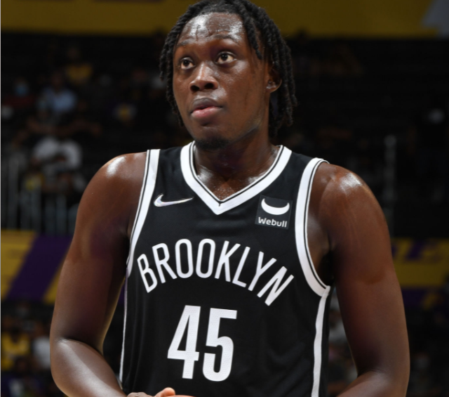 火箭正式裁员敦布亚曾在一个月内两度被交易