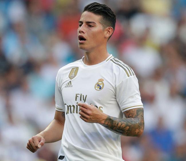 j罗遭炮轰不够职业 没脑子≮克鲁斯≯:该训练时去修眉做头 ¨哥伦比亚