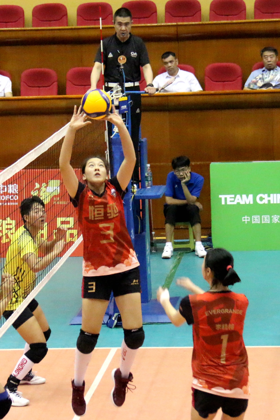 十四运会青年女排漳州赛区第四日比赛综述