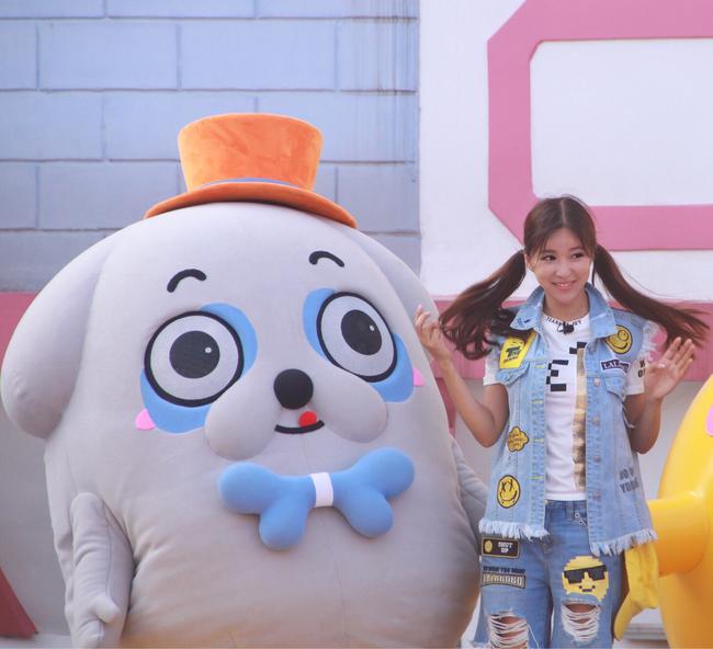 金鹰卡通卫视真人秀《人偶总动员》 周玲安演绎另一面