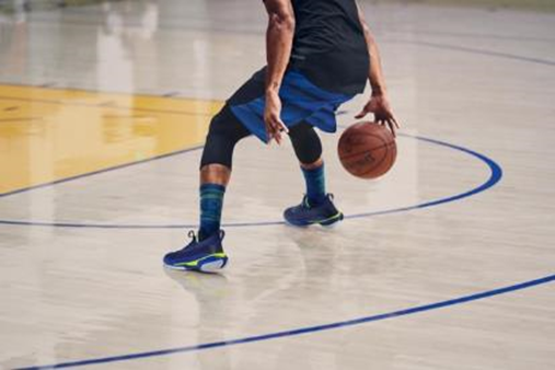 UA推出UA CURRY 7 DUB NATION配色
