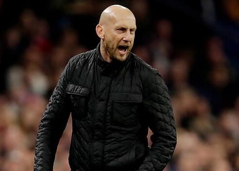 斯塔姆荷兰一代名将斯塔姆称,在他心中,曼联和ac米兰的地位难分伯仲.