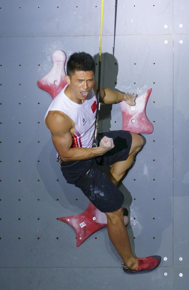 钟齐鑫运动攀岩并不危险攀爬这是一个积极向上的项目