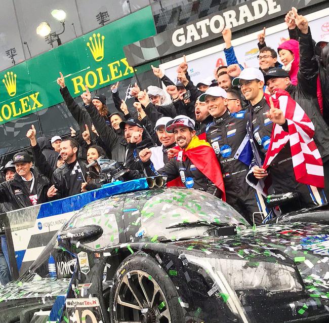 戴通纳24小时耐力赛：阿隆索车组夺冠