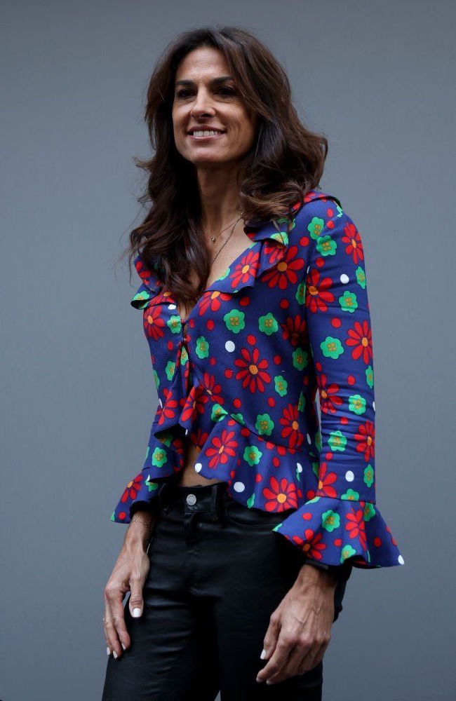 萨巴蒂尼1990年好意思网决赛打败格拉芙夺得个东谈主办事活命惟逐个座大满贯女单冠军