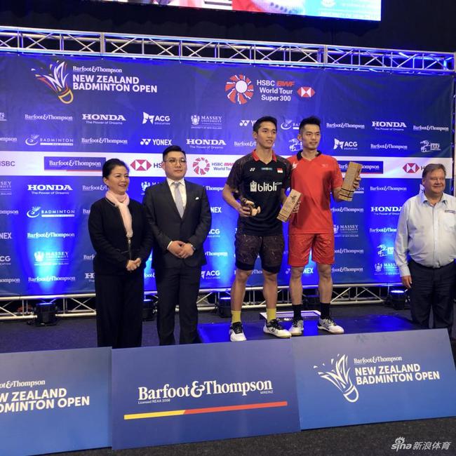 林丹想更好的为汤杯热身