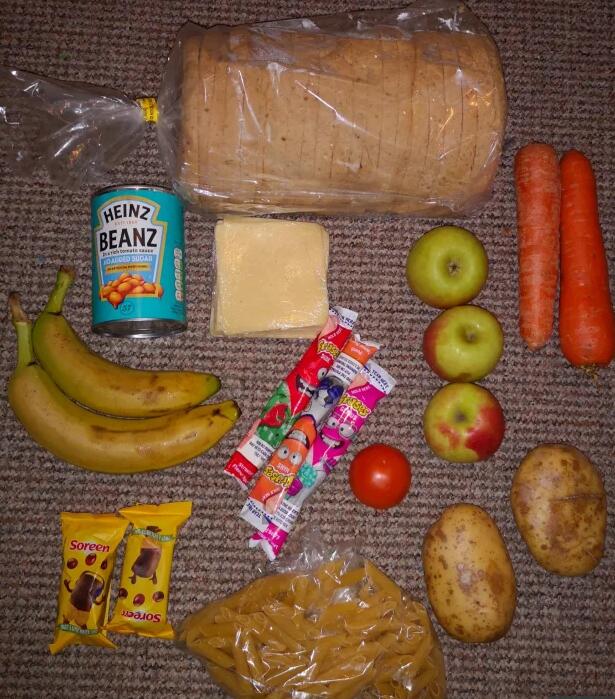 曼联球星炮轰英政府食物计划:30英镑就给吃这?