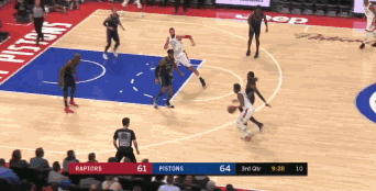 洛瑞助攻瓦兰暴扣