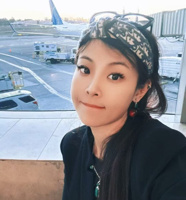 中国游泳冠军蜕变:做期货登雪山 在美国1人带俩娃