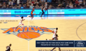 罗宾逊空接背扣