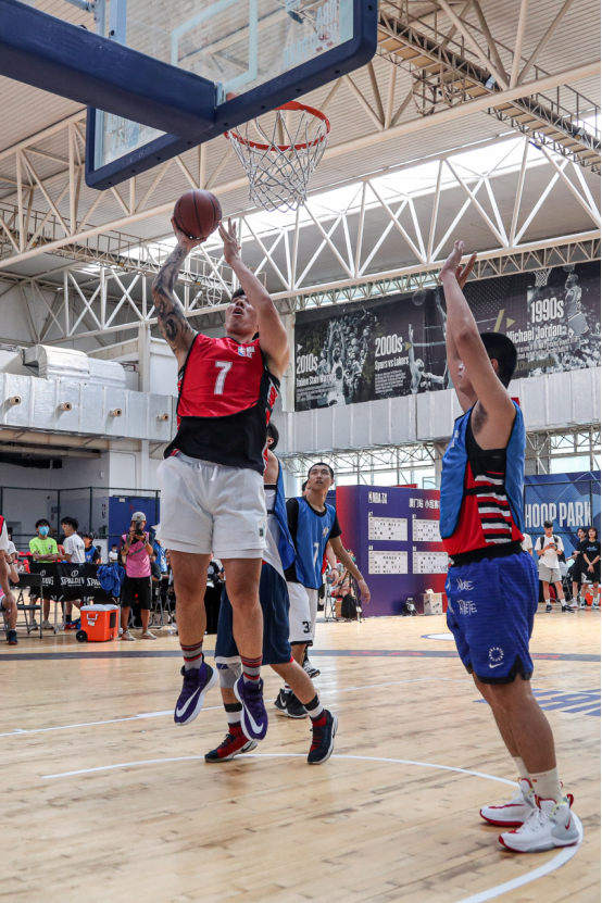 另外,曹芳,钟显超,"铁牛"张鸿林,"洋葱哥"董康潮,何昊天,大东,张成宇