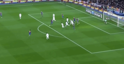 禁区外不停球远射