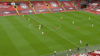 第56分钟阿诺德头球乌龙，但利兹联球员越位在先，被吹掉