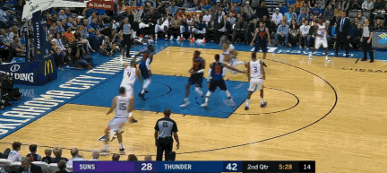 钱德勒双手暴扣