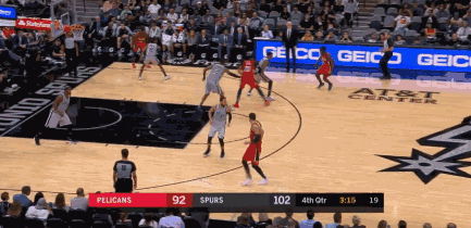 霍乐迪后撤步跳投