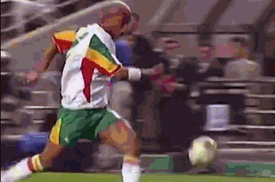 02年世界杯揭幕战进球