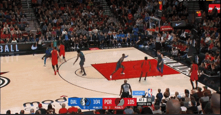 利拉德关键上篮