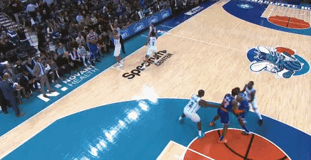 穆迪埃关键上篮