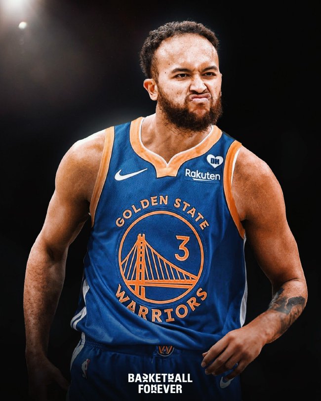 勇士太阳赛后更衣室暗流涌动多位主力球员言论引发交易猜想