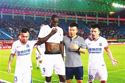 对于张力的辩解，登巴巴显然是无法接受的