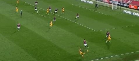 亚布拉罕冲顶偏出