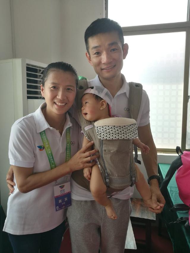 值得一提的是,这是刘虹在产后复出后创造的,比赛当时