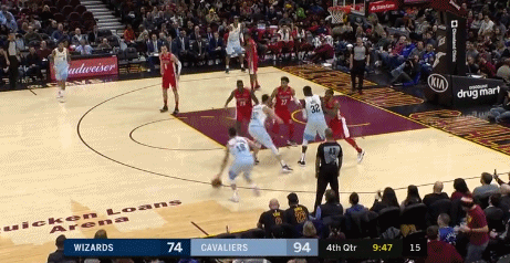 德拉维多瓦命中三分