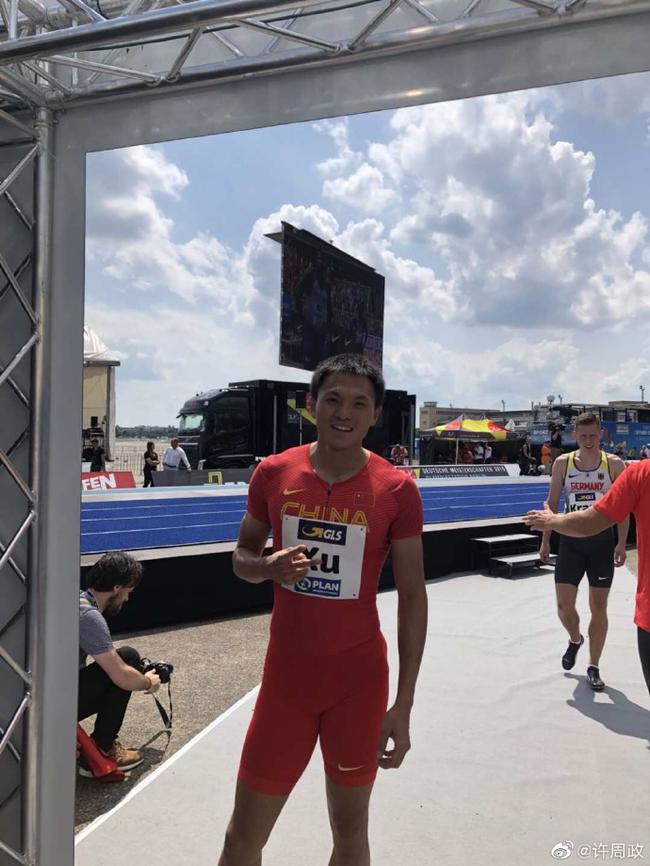 瑞士赛百米许周政梁劲生创佳绩 决赛分获五六名