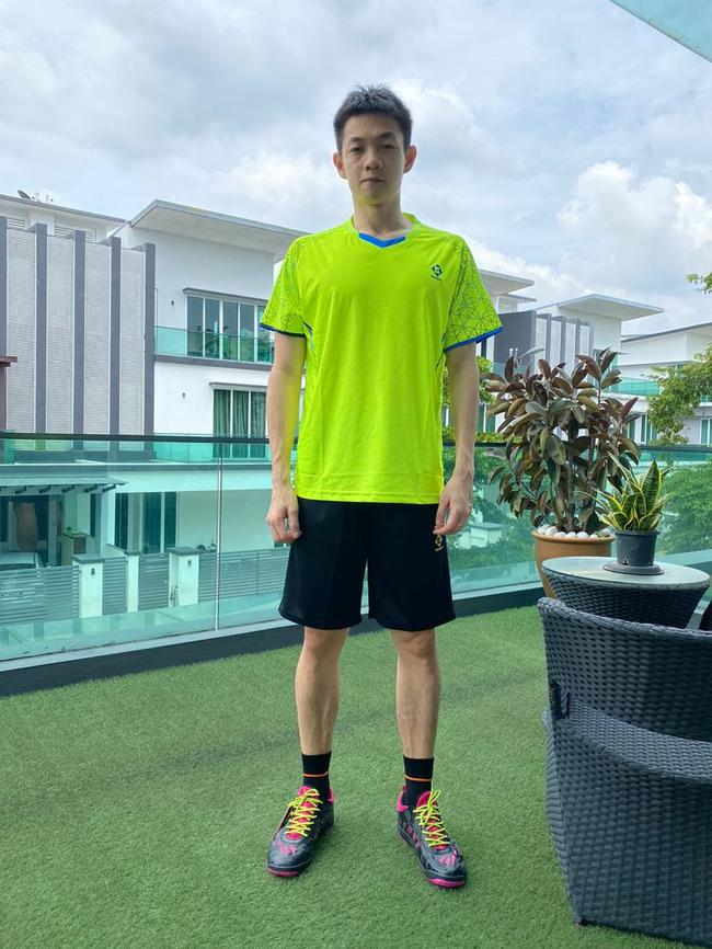 喜获日本赞助商两年赞助 刘国伦得以延续职业生涯_羽毛球_新浪竞技风暴_新浪网