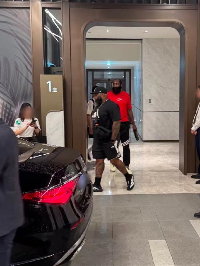 哈登中国行广州站私人行程曝光 连续4天封训