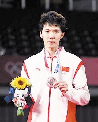 李俊慧退役刘雨辰另觅搭档 国羽新双塔呼之欲出_羽毛球_新浪竞技风暴