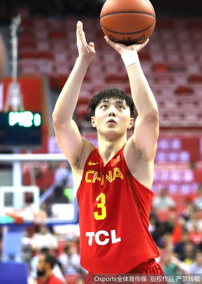 胡明轩个人资料 身高多少 胡明轩为什么拿顶薪