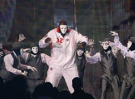 看过的至少奔三10年前今天全明星最酷炫开场