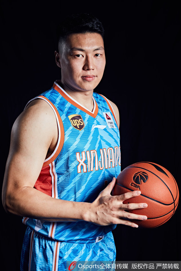曝李根已通过体测 休战一个夏天有望重回赛场_CBA_新浪竞技风暴_新浪网