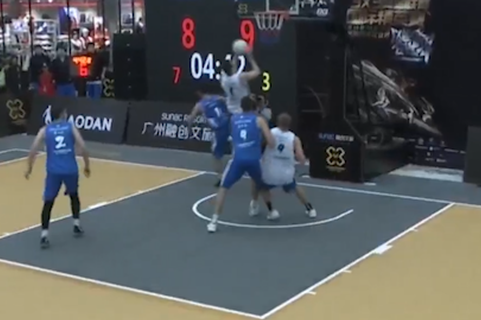 波波维奇超高难度抛球命中