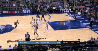 哈里斯空接暴扣