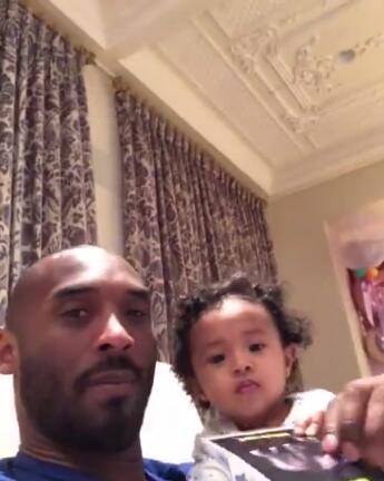 科比退役后成了老年痴呆？