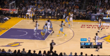 埃文斯后撤步跳投