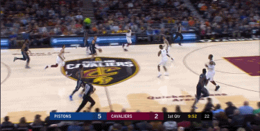 格里芬反击上篮