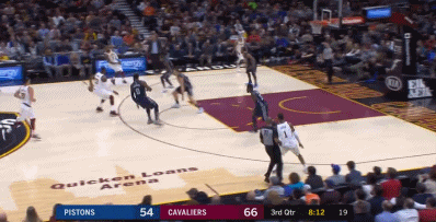 詹姆斯空切劈扣