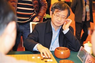 执教19年的功勋教练杨一卸任了。