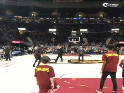 詹皇赛前三分精准无比