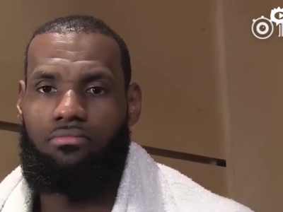 詹姆斯赛后采访谈惨败