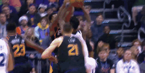 巴特勒助攻吉恩三分