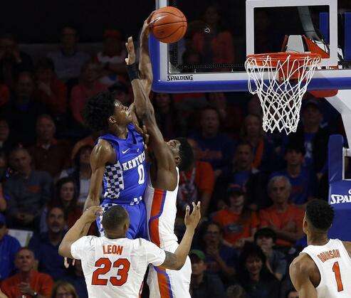 福克斯的身体素质十分劲爆